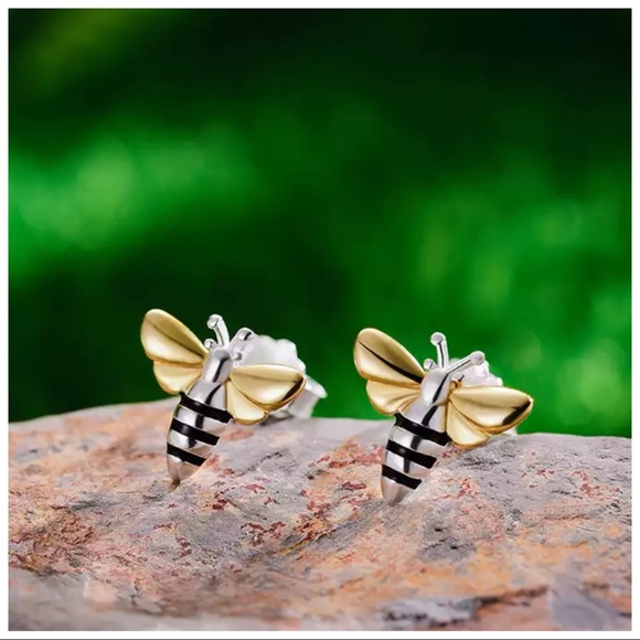 🎁 Artisan Handmade 925 Silver The Zehuva Honeybee Dainty Earrings - Picture 1 of 7